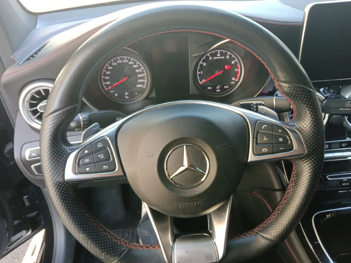 2017 Mercedes-Benz GLC Coupe AMG 3.0T 367HP V6 9AT,autocango,china used car exporter,china ev exporter,chinese used car exporter,chinese used ev exporter