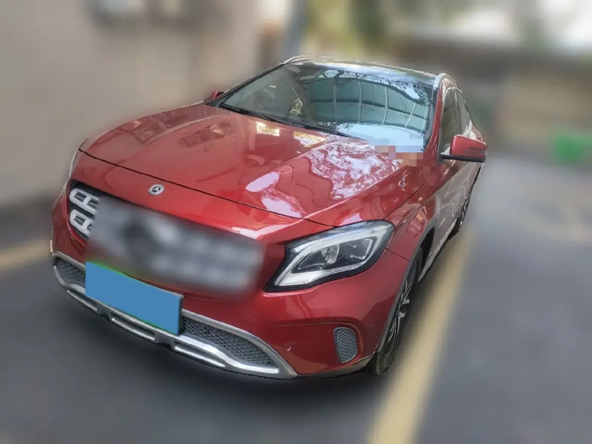 2017 Mercedes-Benz GLA Class 1.6T 156HP L4 7DCT