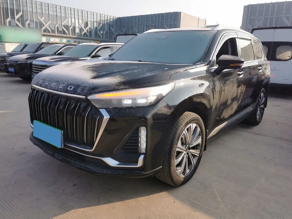 2023 Exceed VX 2.0T 261HP L4 8AT