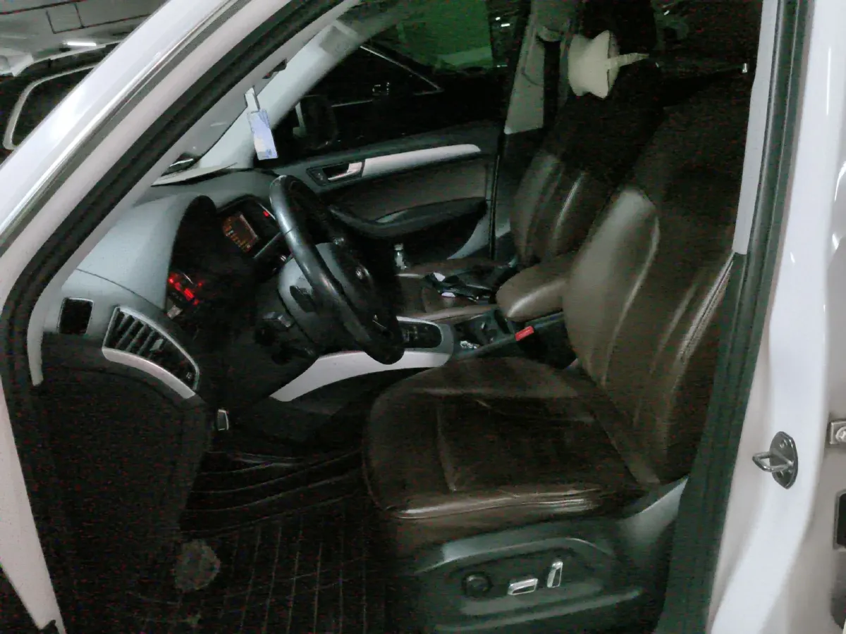 2016 Audi Q5 2.0T 224HP L4 8AT,autocango,china used car exporter,china ev exporter,chinese used car exporter,chinese used ev exporter