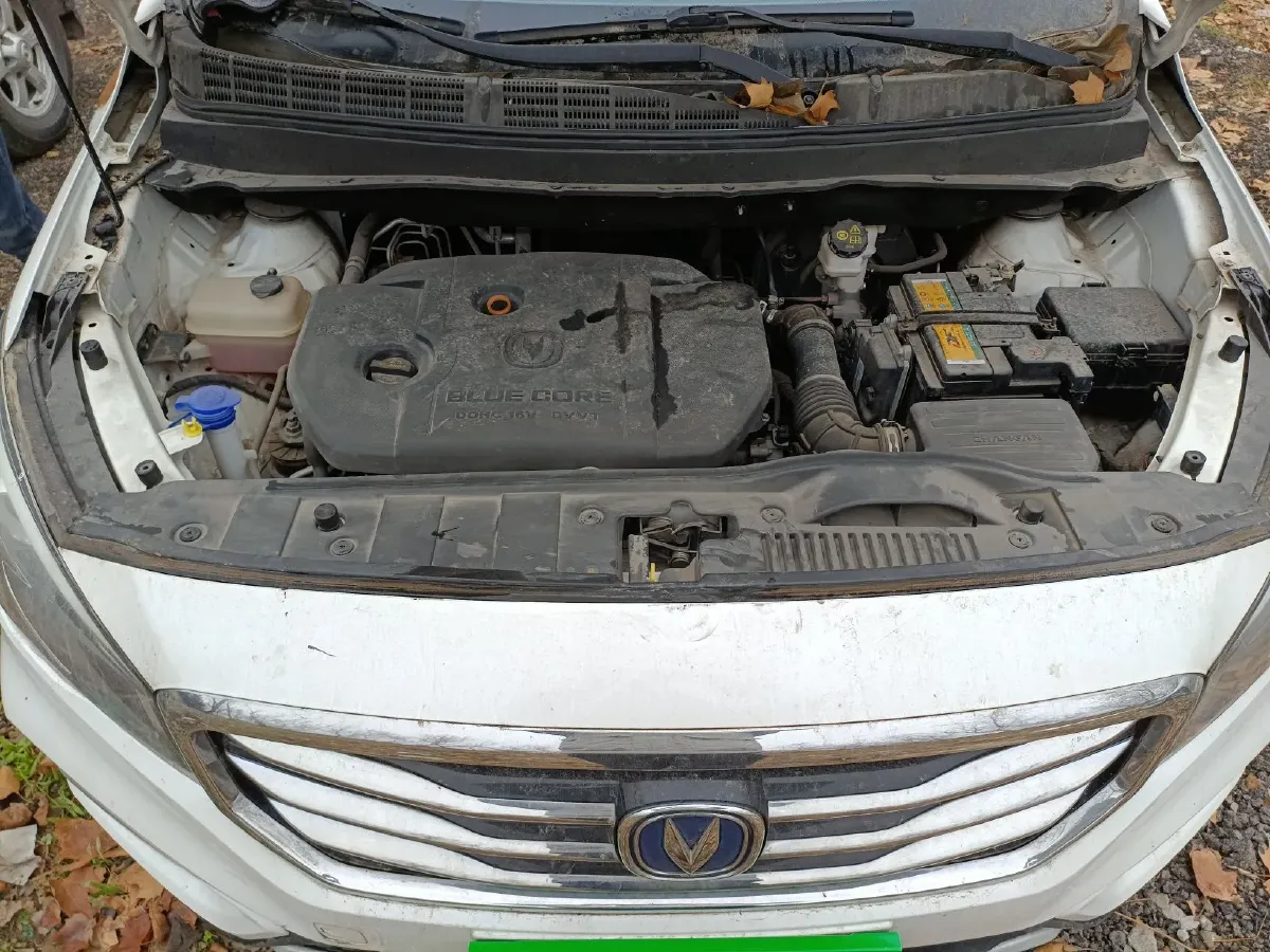 2017 ChangAn Linmax 1.6L 125HP L4 5MT,autocango,china used car exporter,china ev exporter,chinese used car exporter,chinese used ev exporter