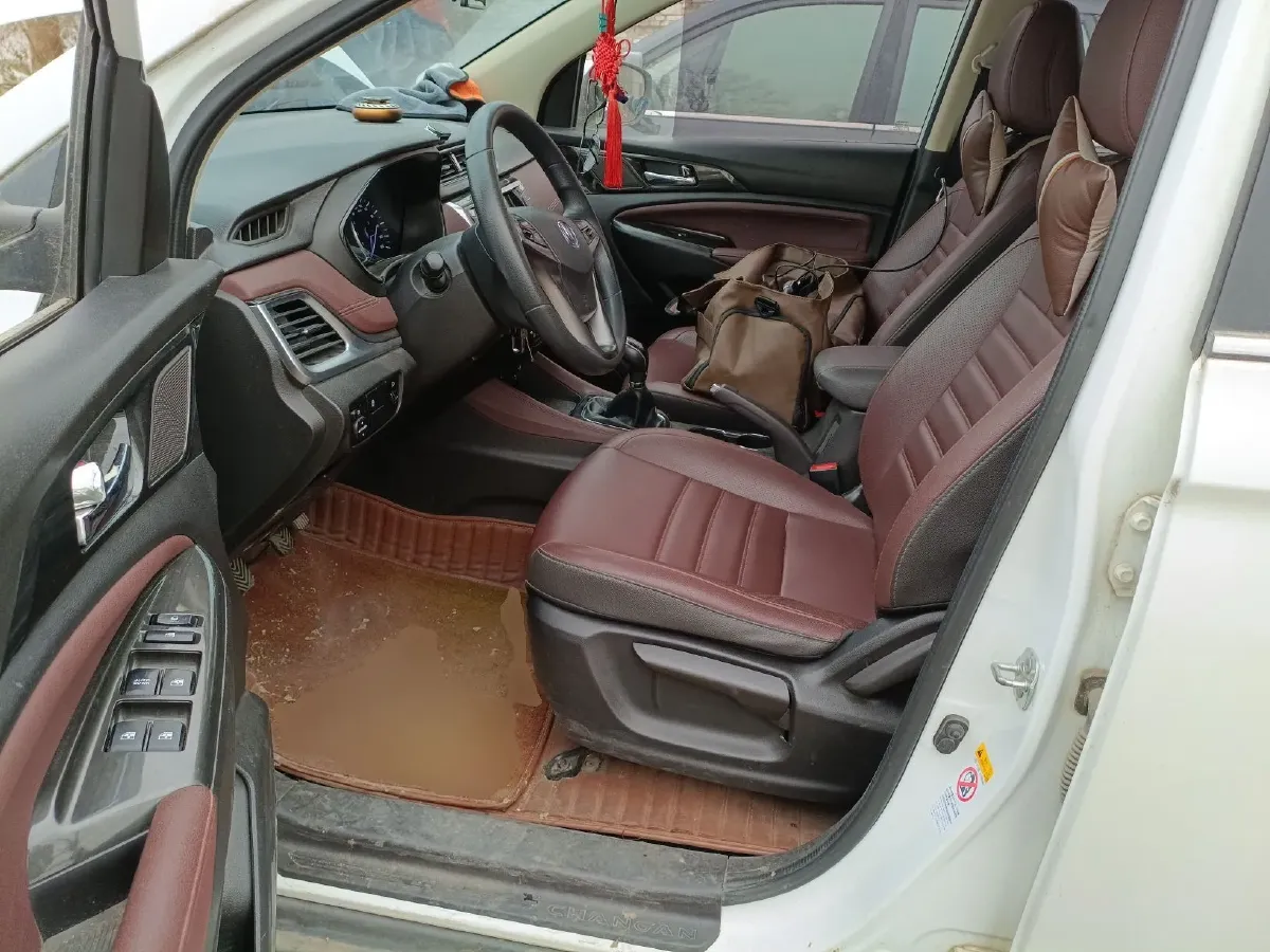 2017 ChangAn Linmax 1.6L 125HP L4 5MT,autocango,china used car exporter,china ev exporter,chinese used car exporter,chinese used ev exporter