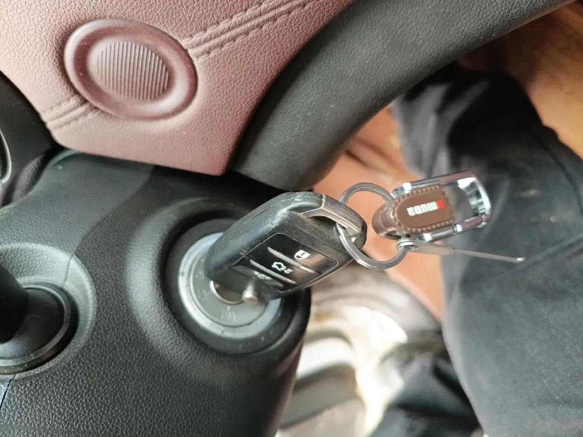 2017 ChangAn Linmax 1.6L 125HP L4 5MT,autocango,china used car exporter,china ev exporter,chinese used car exporter,chinese used ev exporter