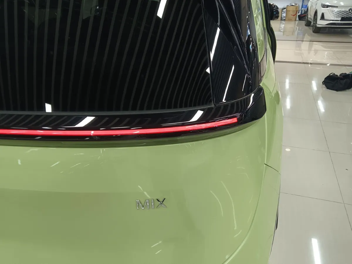 2025 Zeekr MIX BEV 102KWH,autocango,china used car exporter,china ev exporter,chinese used car exporter,chinese used ev exporter