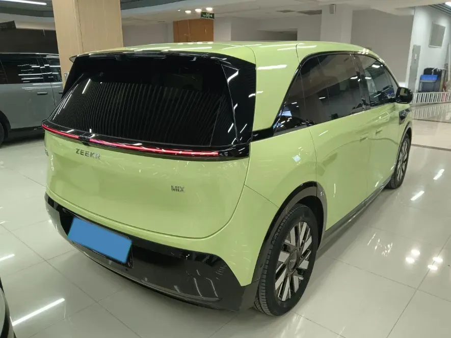 2025 Zeekr MIX BEV 102KWH,autocango,china used car exporter,china ev exporter,chinese used car exporter,chinese used ev exporter