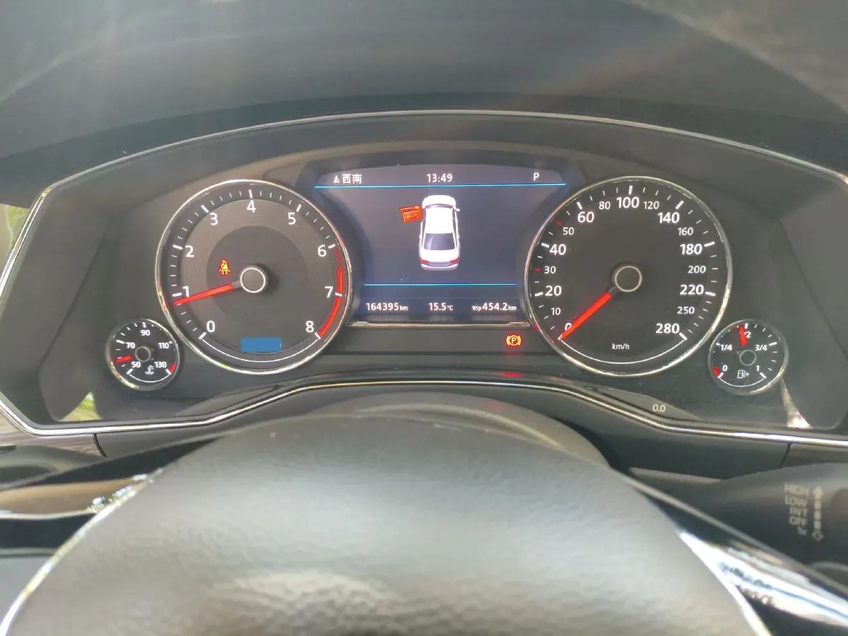 2016 Volkswagen Phideon 2.0T 224HP L4 7DCT,autocango,china used car exporter,china ev exporter,chinese used car exporter,chinese used ev exporter