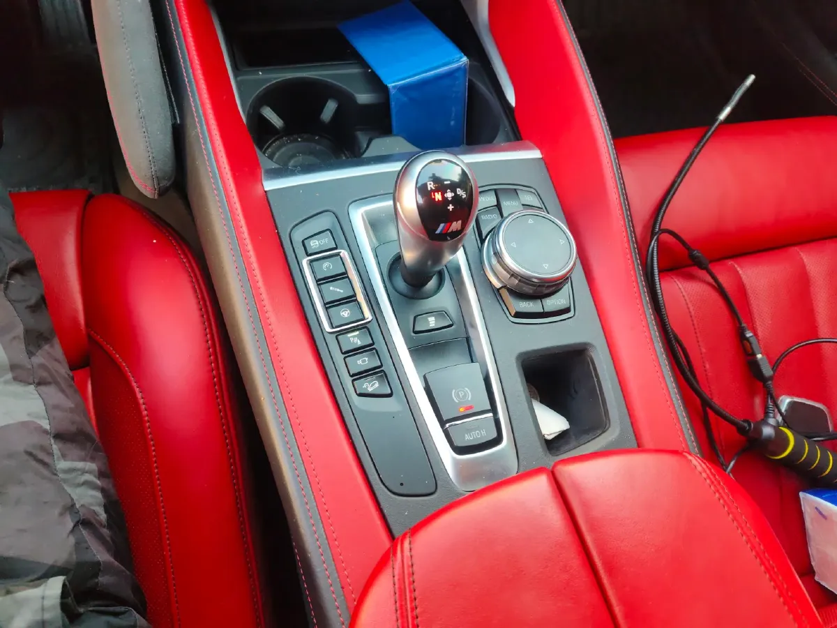 2015 BMW X5 M 4.4T 575HP V8 8AT,autocango,china used car exporter,china ev exporter,chinese used car exporter,chinese used ev exporter