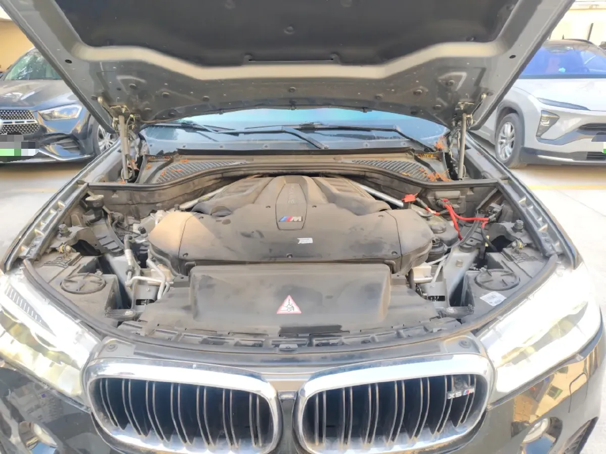 2015 BMW X5 M 4.4T 575HP V8 8AT,autocango,china used car exporter,china ev exporter,chinese used car exporter,chinese used ev exporter