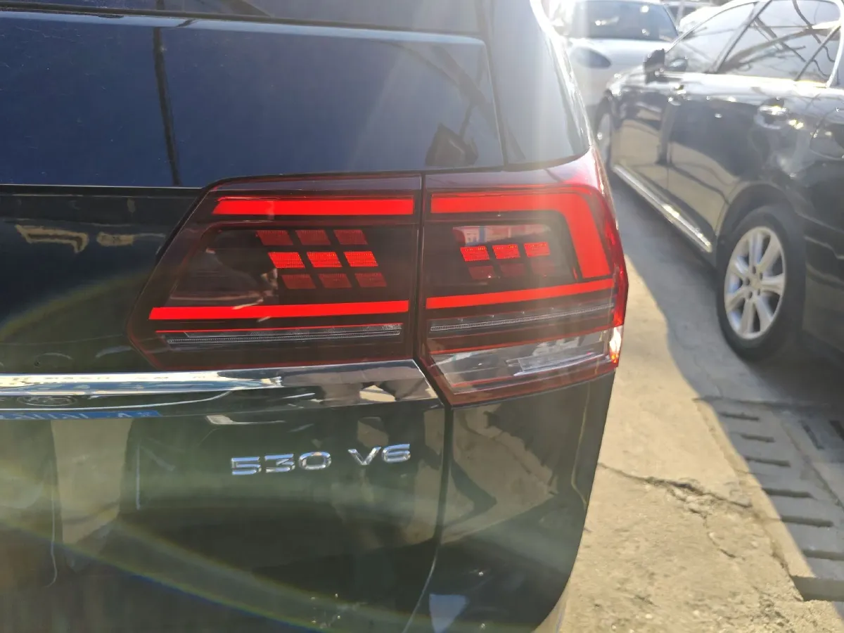 2020 Volkswagen Teramont 2.5T 299HP V6 7DCT,autocango,china used car exporter,china ev exporter,chinese used car exporter,chinese used ev exporter