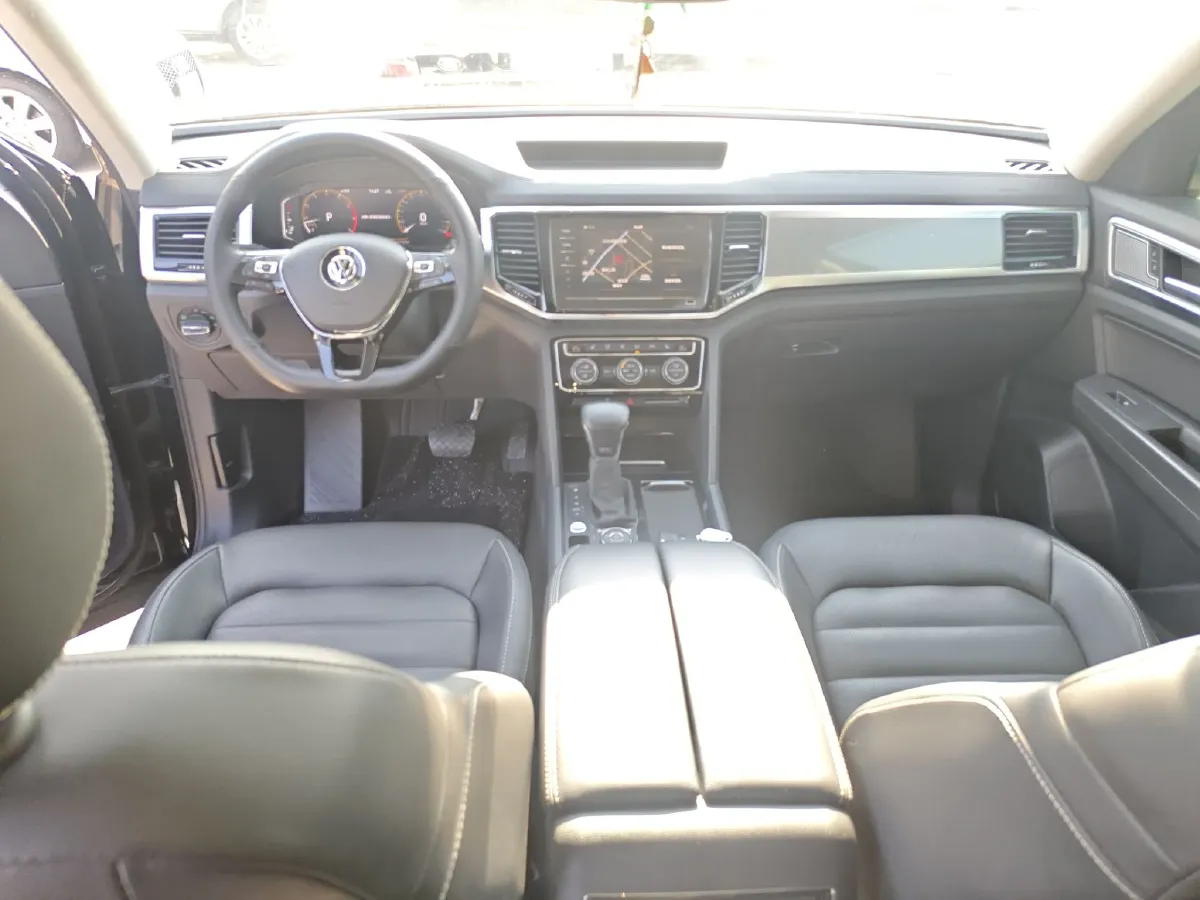 2020 Volkswagen Teramont 2.5T 299HP V6 7DCT,autocango,china used car exporter,china ev exporter,chinese used car exporter,chinese used ev exporter