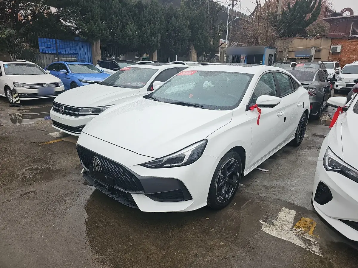 2023 MG 5 1.5L 129HP L4 CVT