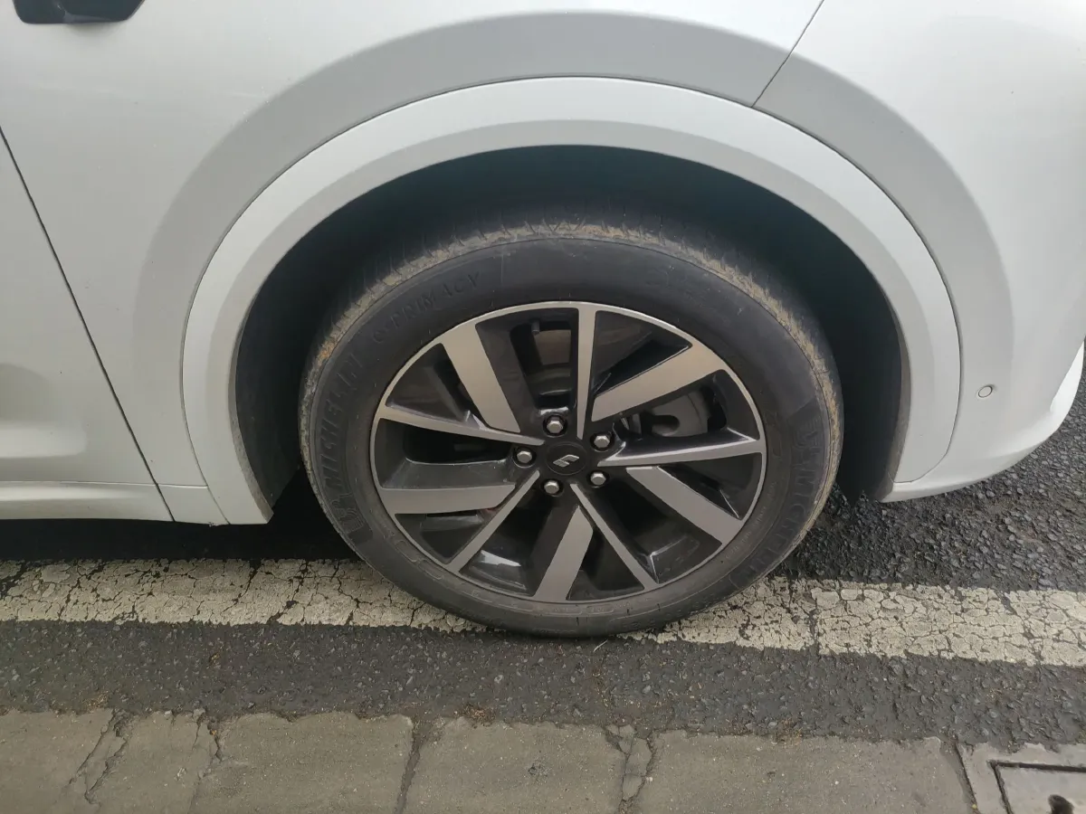 2023 Li L7 Range Extended 154HP REEV 40.9KWH,autocango,china used car exporter,china ev exporter,chinese used car exporter,chinese used ev exporter