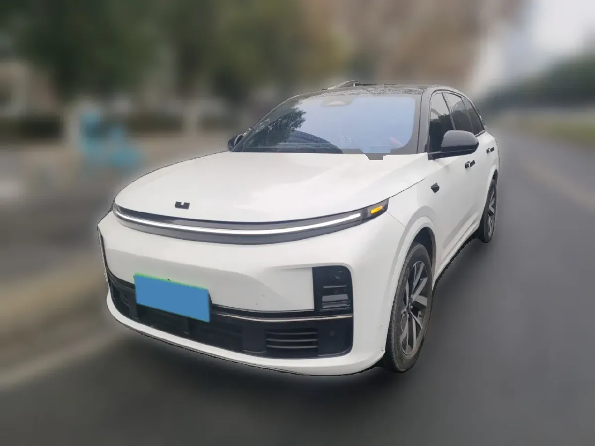 2023 Li L7 Range Extended 154HP REEV 40.9KWH,autocango,china used car exporter,china ev exporter,chinese used car exporter,chinese used ev exporter
