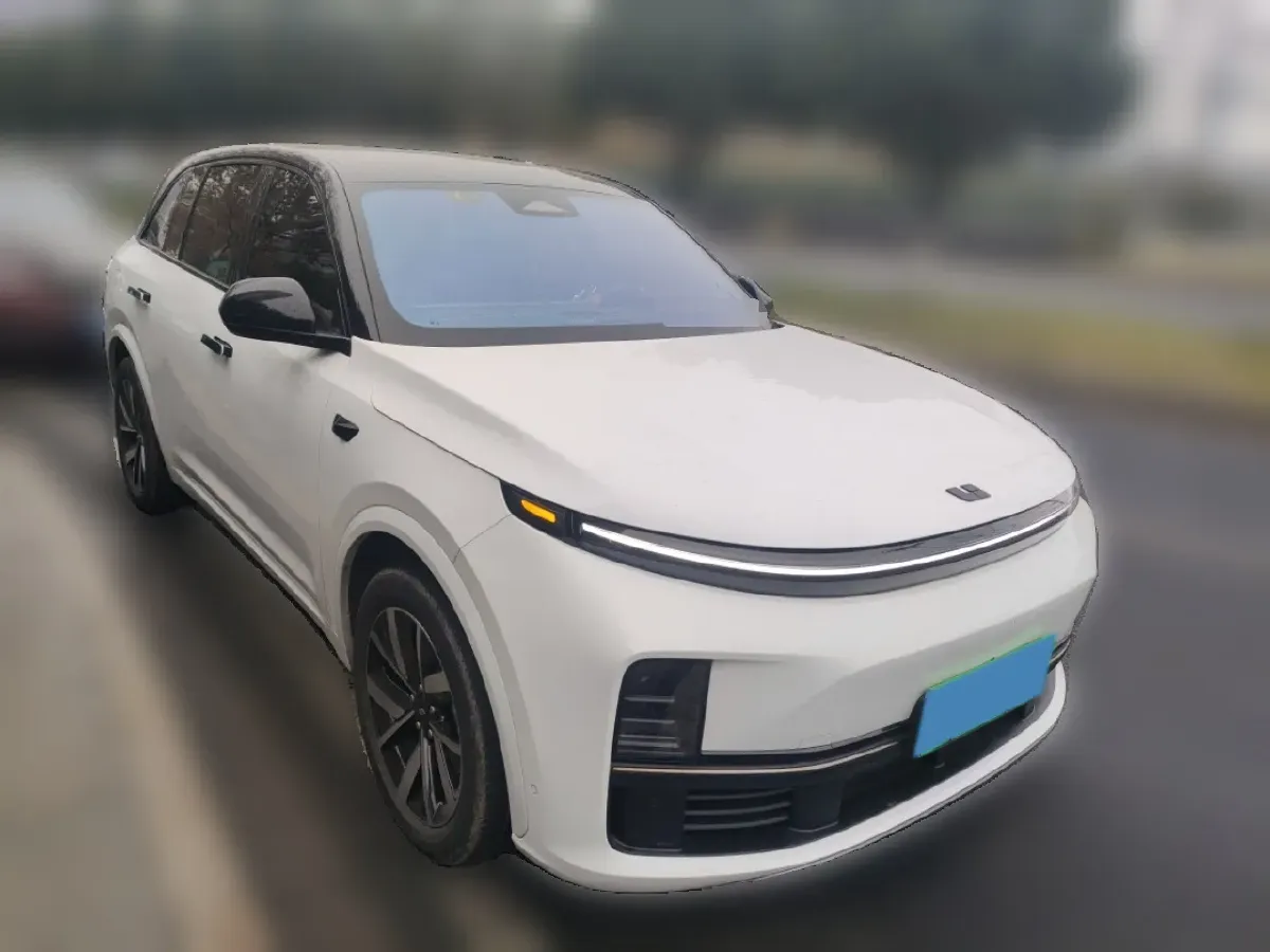 2023 Li L7 Range Extended 154HP REEV 40.9KWH,autocango,china used car exporter,china ev exporter,chinese used car exporter,chinese used ev exporter