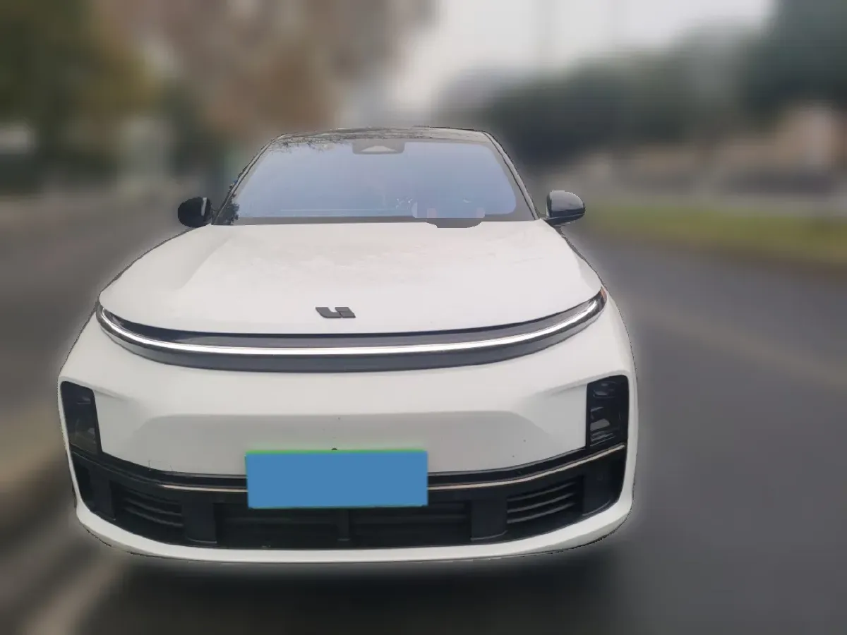2023 Li L7 Range Extended 154HP REEV 40.9KWH,autocango,china used car exporter,china ev exporter,chinese used car exporter,chinese used ev exporter