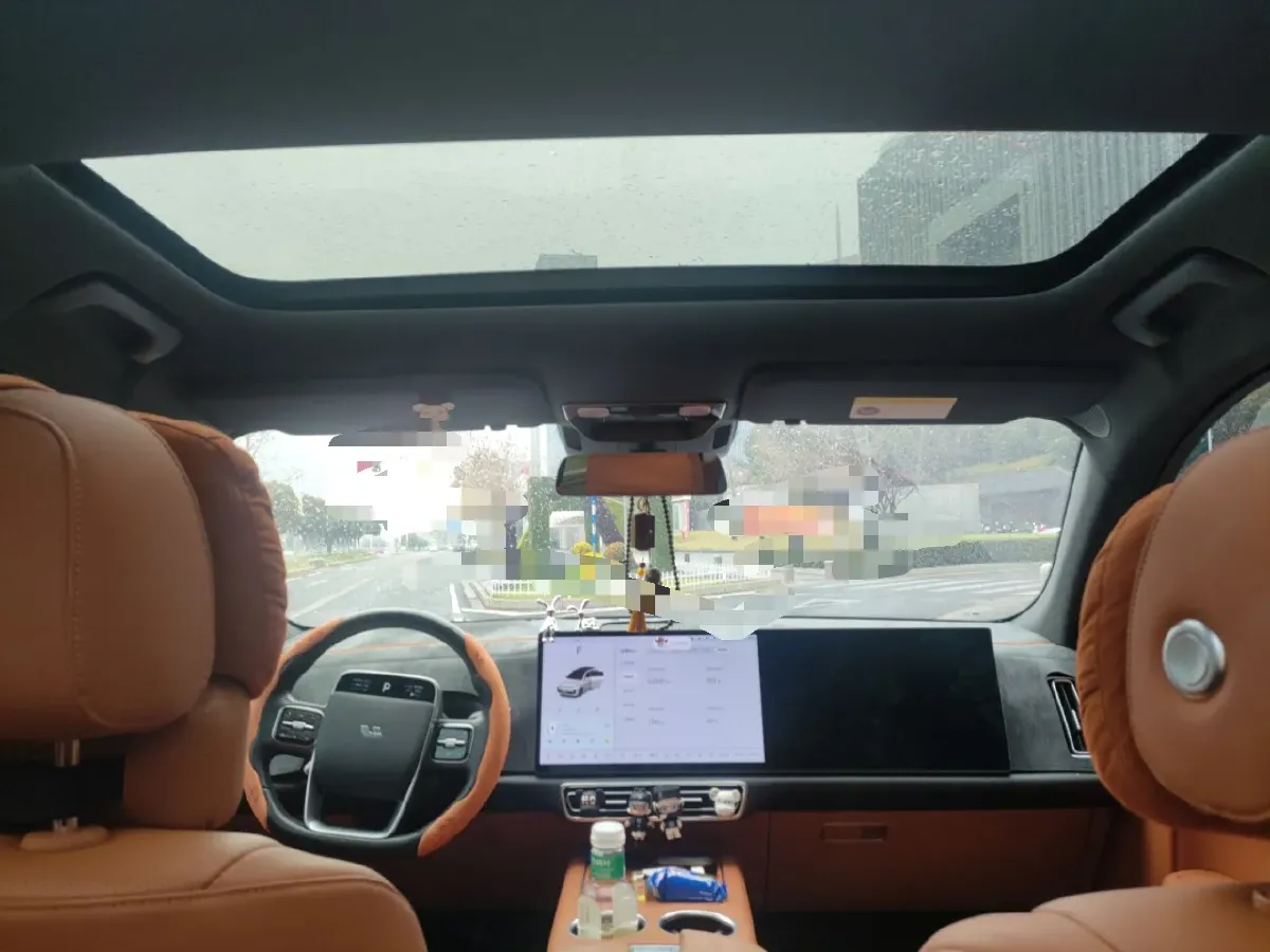 2023 Li L7 Range Extended 154HP REEV 40.9KWH,autocango,china used car exporter,china ev exporter,chinese used car exporter,chinese used ev exporter