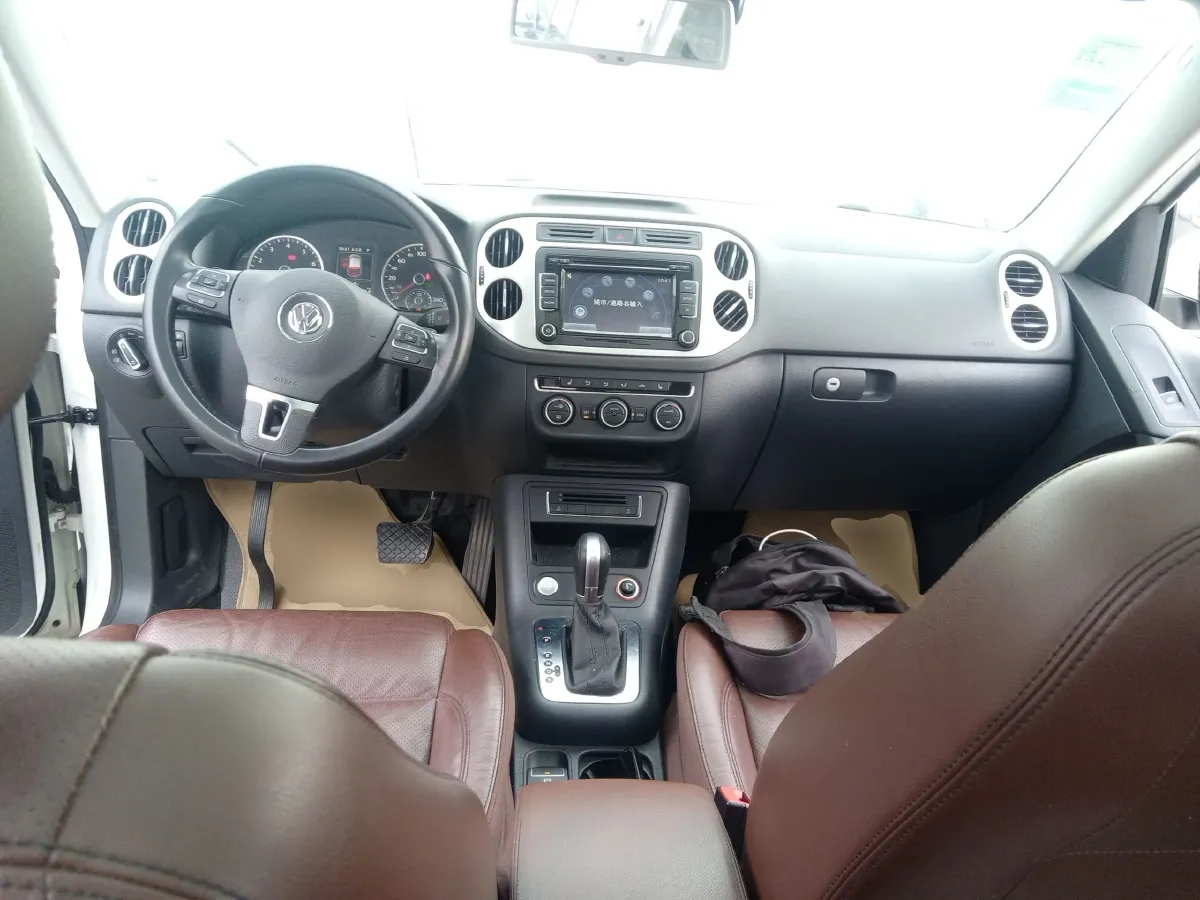 2015 Volkswagen Tiguan 1.8T 160HP L4 6AT,autocango,china used car exporter,china ev exporter,chinese used car exporter,chinese used ev exporter