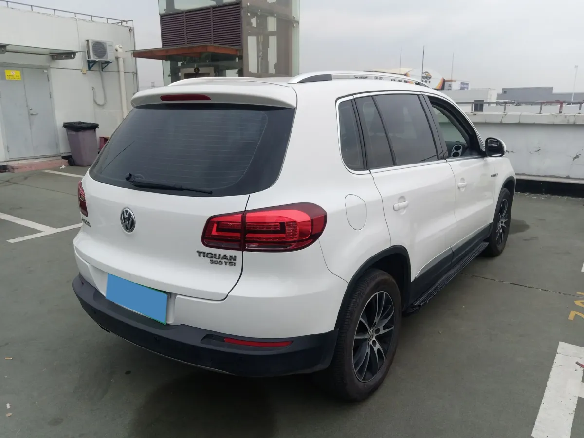2015 Volkswagen Tiguan 1.8T 160HP L4 6AT,autocango,china used car exporter,china ev exporter,chinese used car exporter,chinese used ev exporter