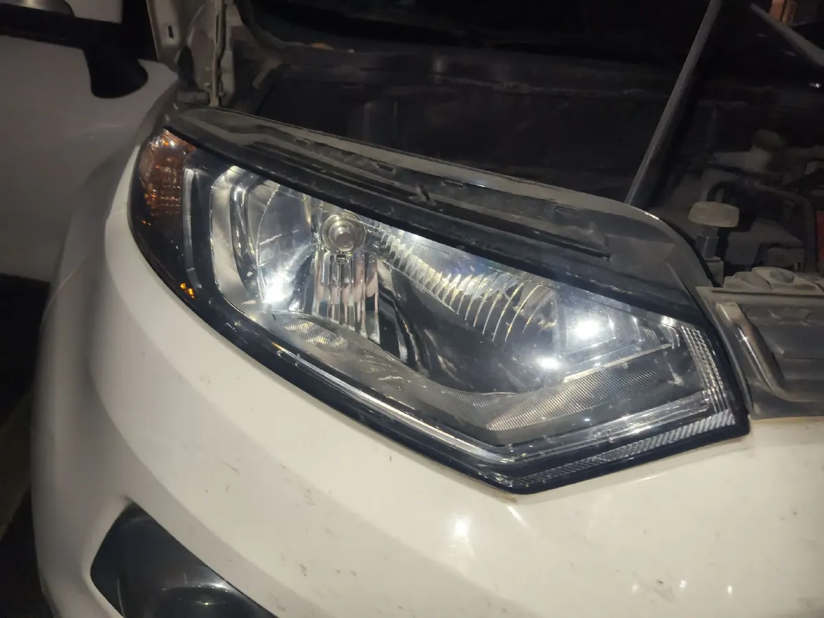 2013 Ford EcoSport 1.5L 110HP L4 6DCT,autocango,china used car exporter,china ev exporter,chinese used car exporter,chinese used ev exporter