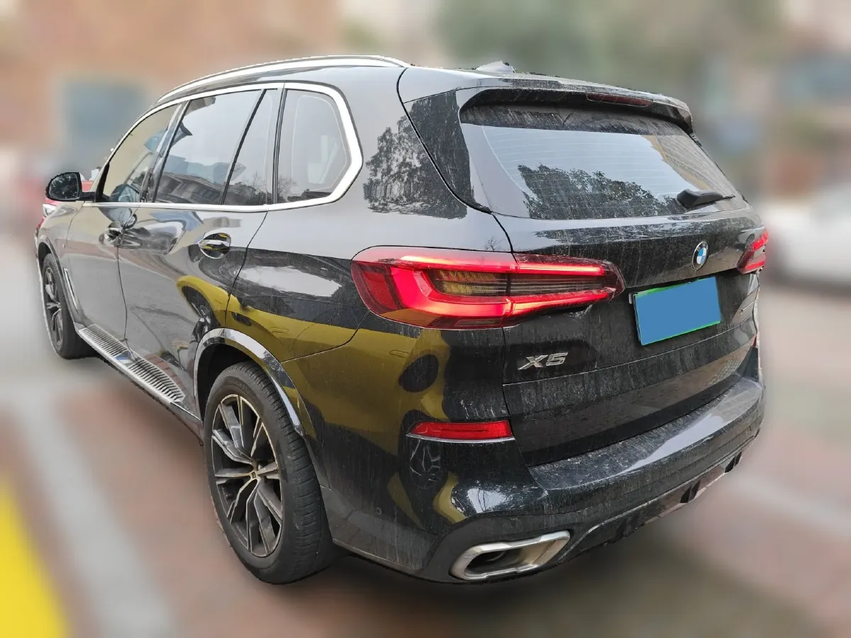 2022 BMW X5 2.0T 245HP L4 8AT,autocango,china used car exporter,china ev exporter,chinese used car exporter,chinese used ev exporter