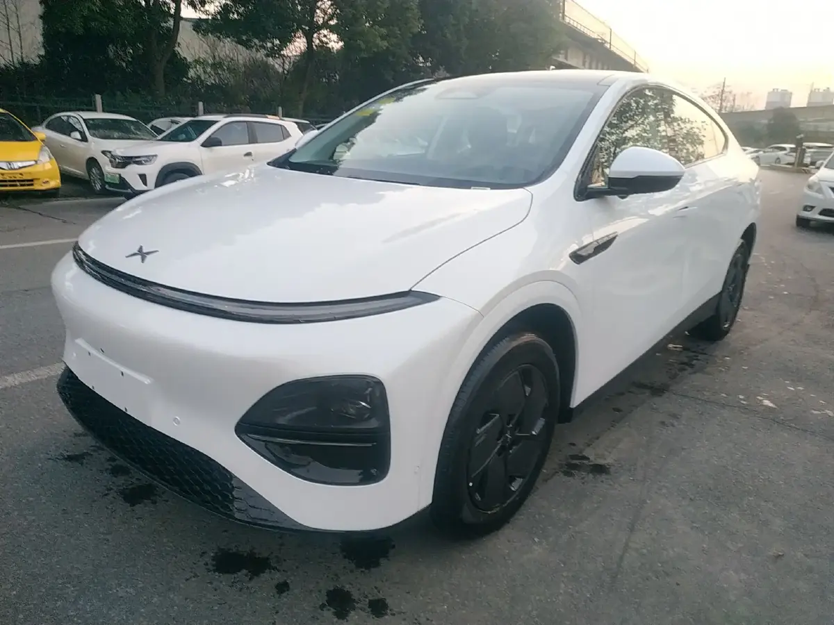 2025 Xpeng G6 BEV 68.5KWH