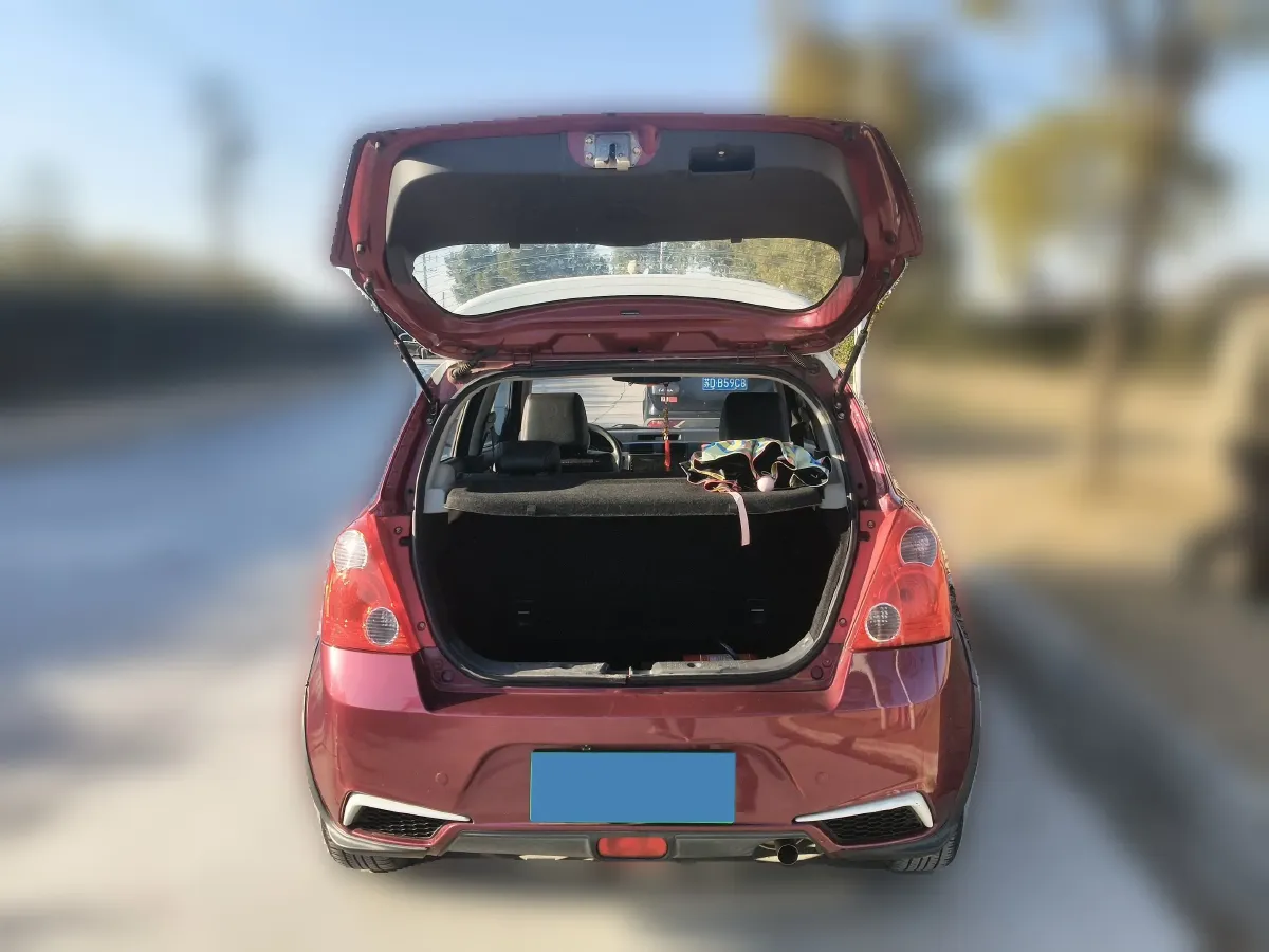 2013 Suzuki Swift 1.5L 103HP L4 4AT,autocango,china used car exporter,china ev exporter,chinese used car exporter,chinese used ev exporter