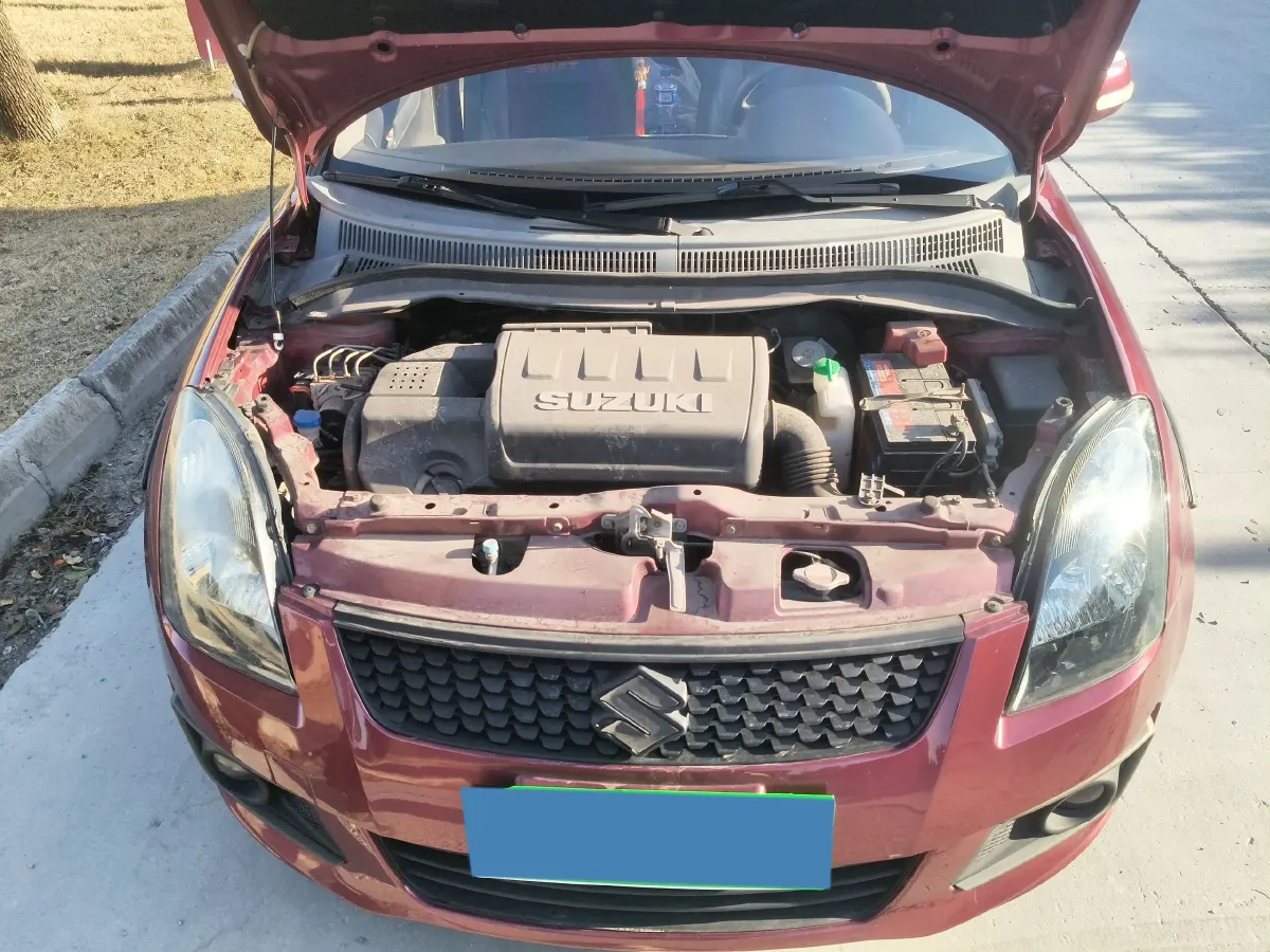 2013 Suzuki Swift 1.5L 103HP L4 4AT,autocango,china used car exporter,china ev exporter,chinese used car exporter,chinese used ev exporter