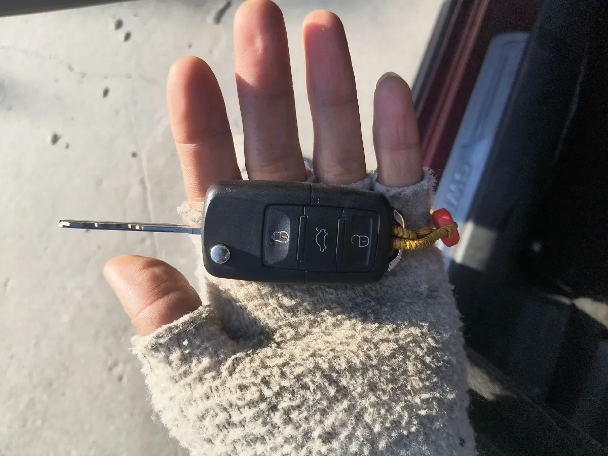 2013 Suzuki Swift 1.5L 103HP L4 4AT,autocango,china used car exporter,china ev exporter,chinese used car exporter,chinese used ev exporter