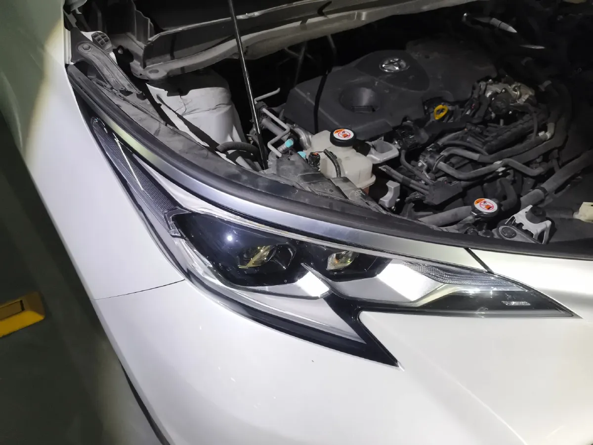 2021 Toyota Sienna 2.5L 192HP L4 E-CVT Hybrid,autocango,china used car exporter,china ev exporter,chinese used car exporter,chinese used ev exporter
