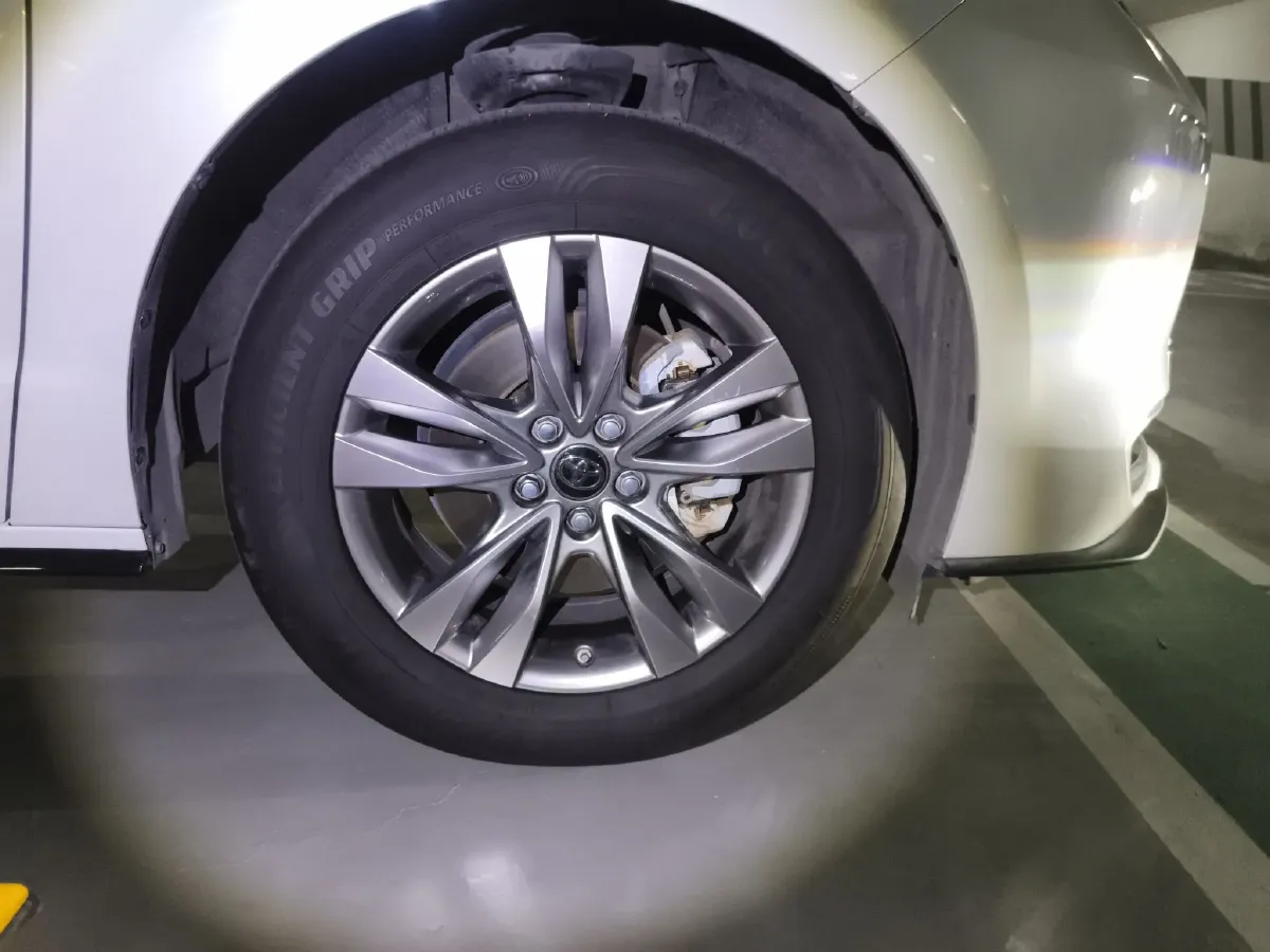 2021 Toyota Sienna 2.5L 192HP L4 E-CVT Hybrid,autocango,china used car exporter,china ev exporter,chinese used car exporter,chinese used ev exporter