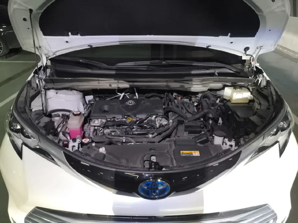 2021 Toyota Sienna 2.5L 192HP L4 E-CVT Hybrid,autocango,china used car exporter,china ev exporter,chinese used car exporter,chinese used ev exporter
