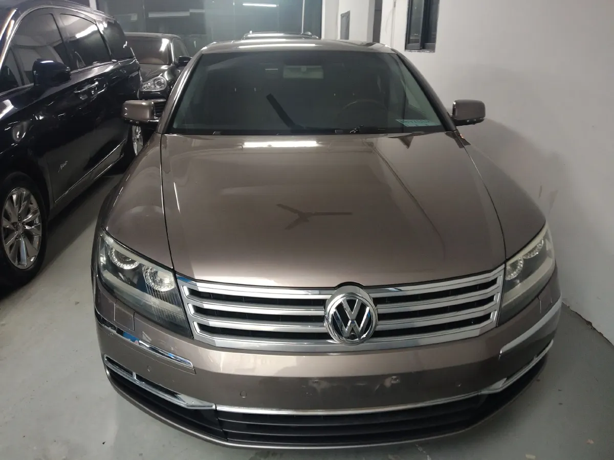 2012 Volkswagen Pheaton 3.0L 250HP V6 6AT,autocango,china used car exporter,china ev exporter,chinese used car exporter,chinese used ev exporter