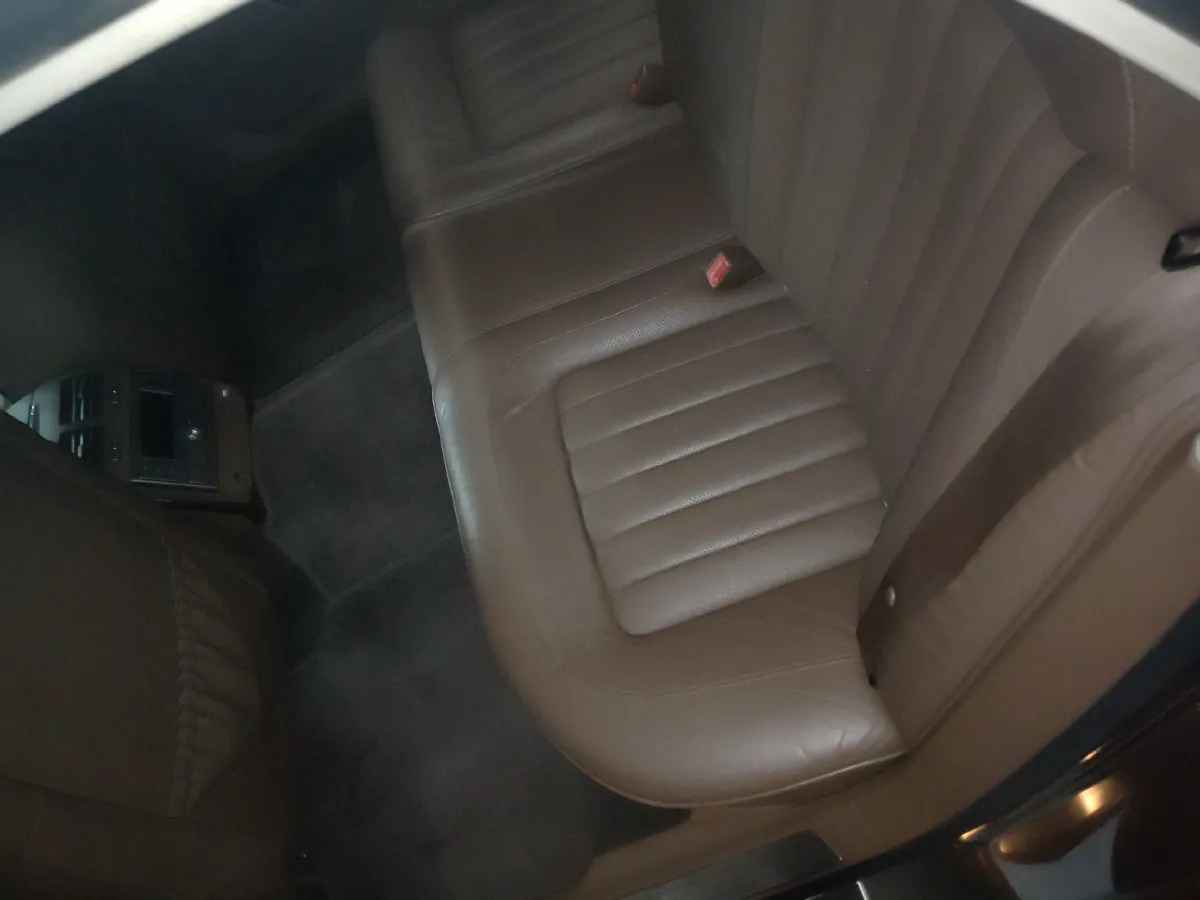 2012 Volkswagen Pheaton 3.0L 250HP V6 6AT,autocango,china used car exporter,china ev exporter,chinese used car exporter,chinese used ev exporter