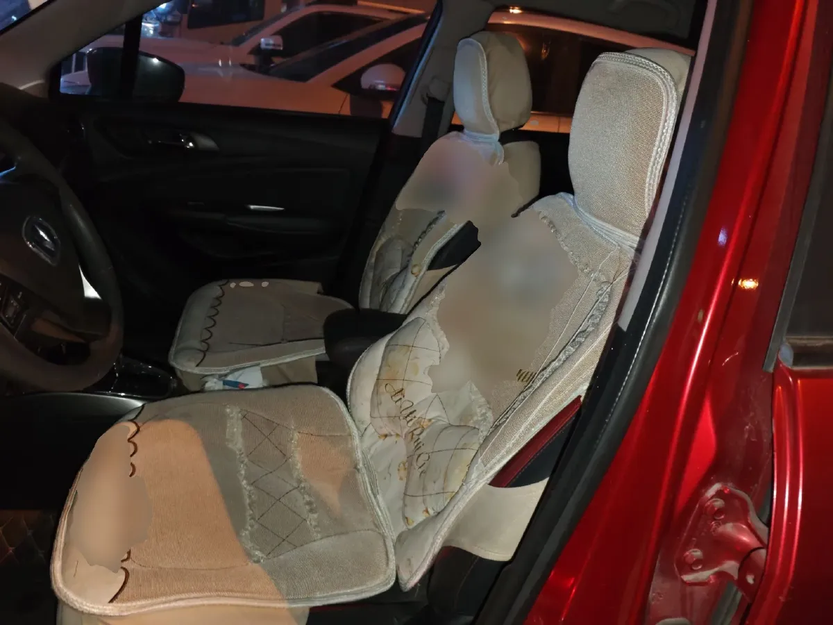 2016 ChangAn CS15 1.5L 107HP L4 5DCT,autocango,china used car exporter,china ev exporter,chinese used car exporter,chinese used ev exporter