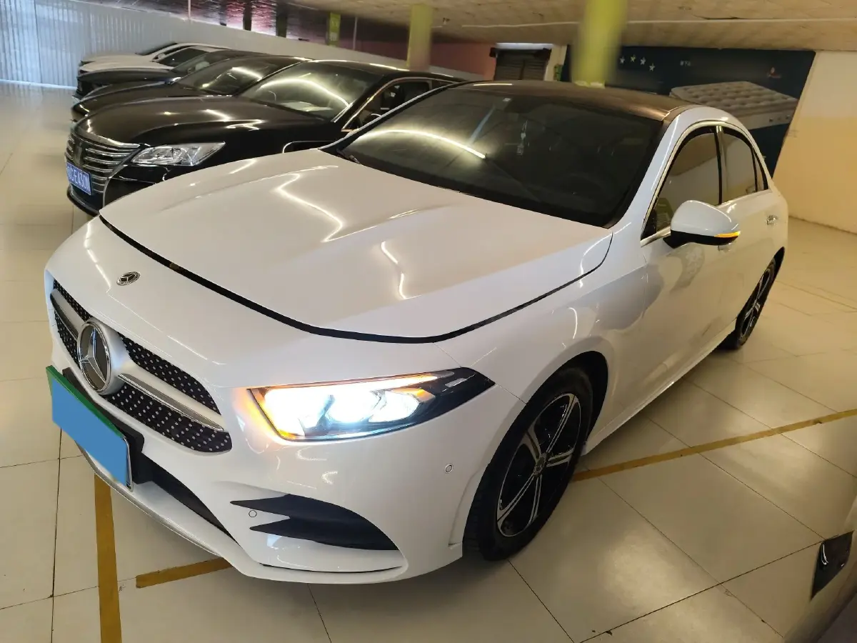 2022 Mercedes-Benz A Class 1.3T 163HP L4 7DCT