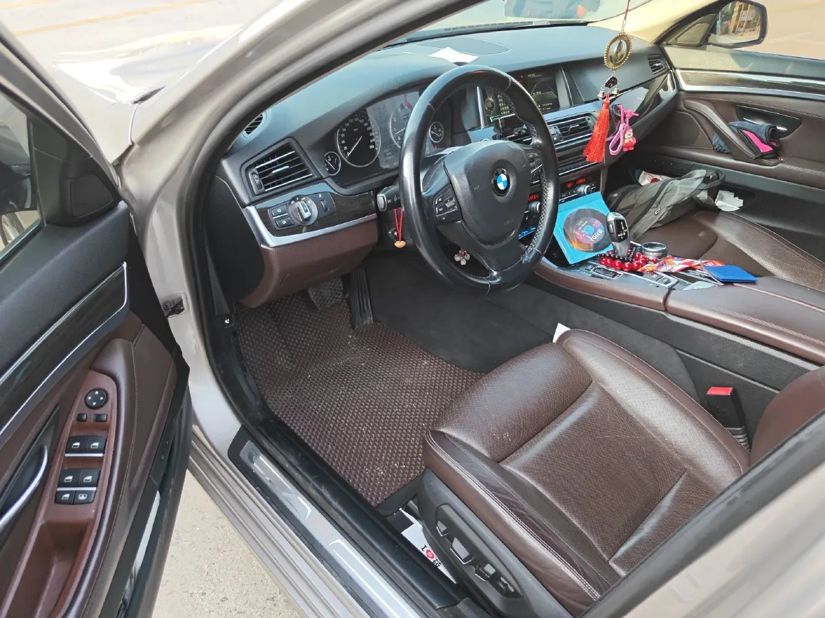 2014 BMW 5 Series 3.0L 258HP L6 8AT,autocango,china used car exporter,china ev exporter,chinese used car exporter,chinese used ev exporter