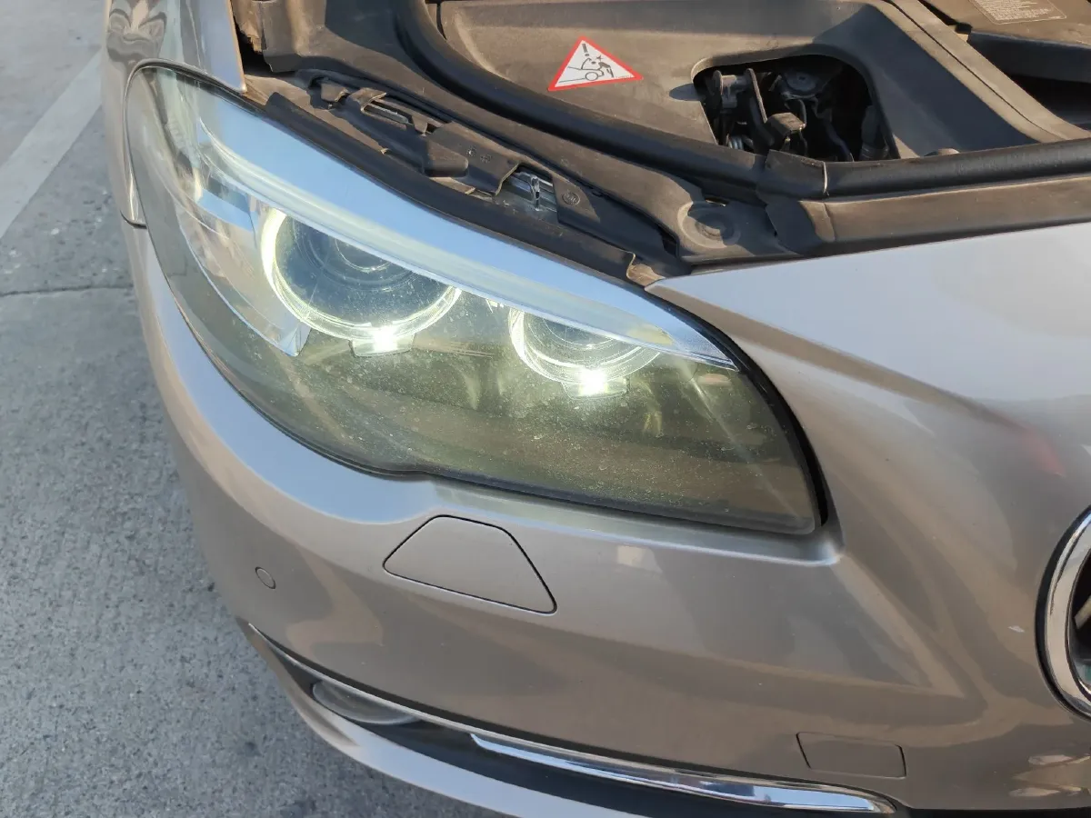 2014 BMW 5 Series 3.0L 258HP L6 8AT,autocango,china used car exporter,china ev exporter,chinese used car exporter,chinese used ev exporter