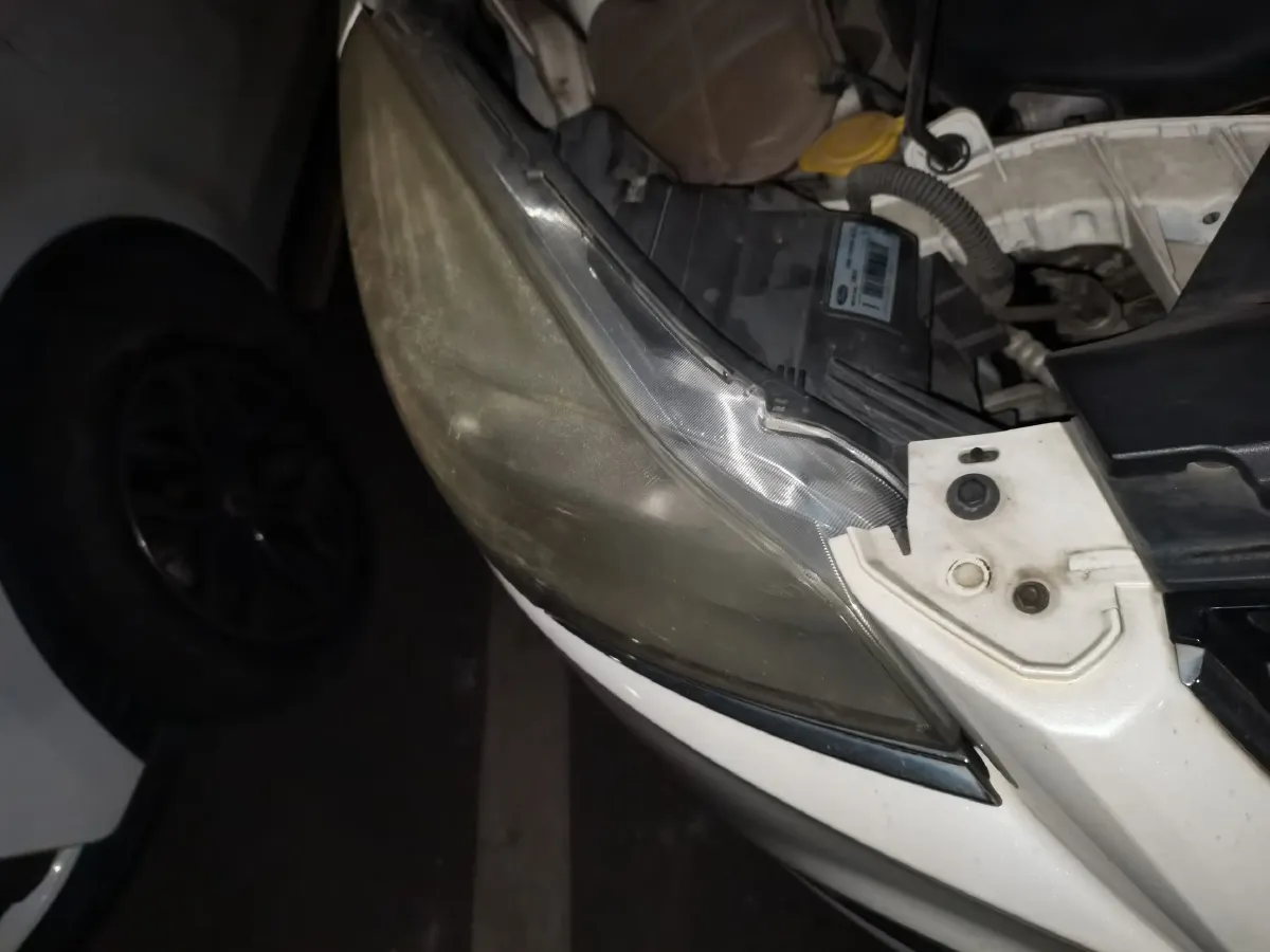 2015 Ford Kuga 2.0T 242HP L4 6AT,autocango,china used car exporter,china ev exporter,chinese used car exporter,chinese used ev exporter