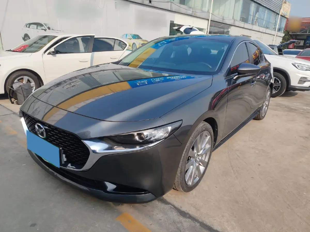 2021 Mazda 3 Axela 2.0L 158HP L4 6AT