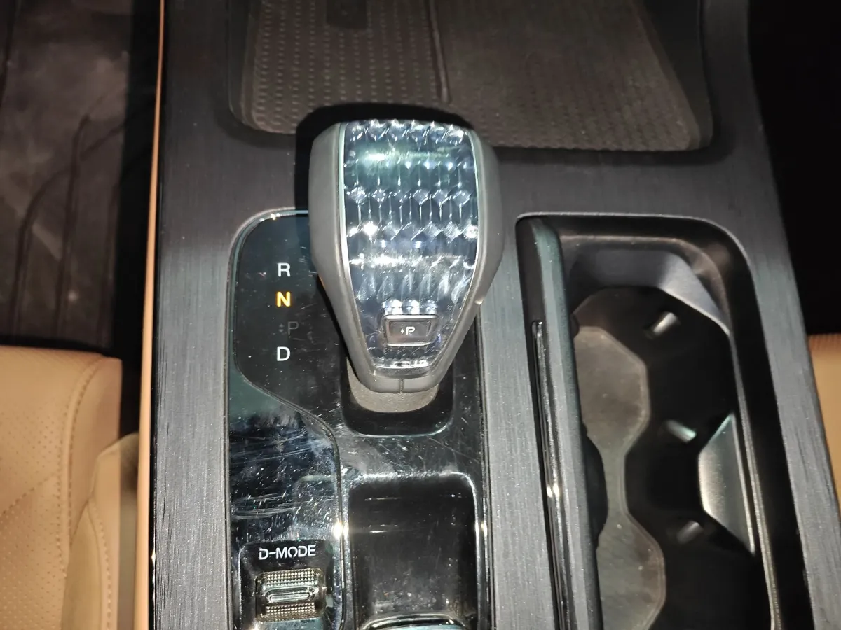 2024 GAC Trumpchi ES9 2.0T 190HP L4 2DHT PHEV 25.57KWH,autocango,china used car exporter,china ev exporter,chinese used car exporter,chinese used ev exporter