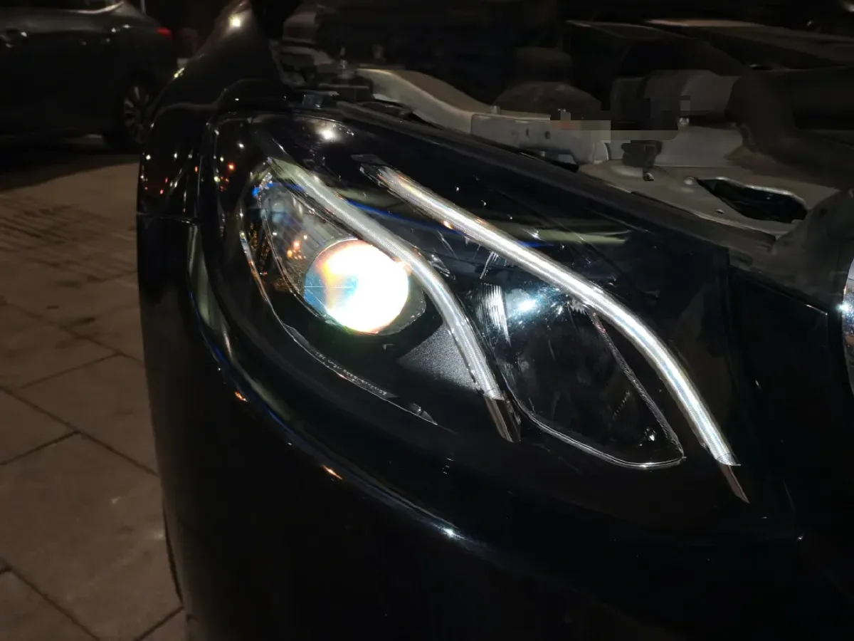 2017 Mercedes-Benz E Class 2.0T 245HP L4 9AT,autocango,china used car exporter,china ev exporter,chinese used car exporter,chinese used ev exporter