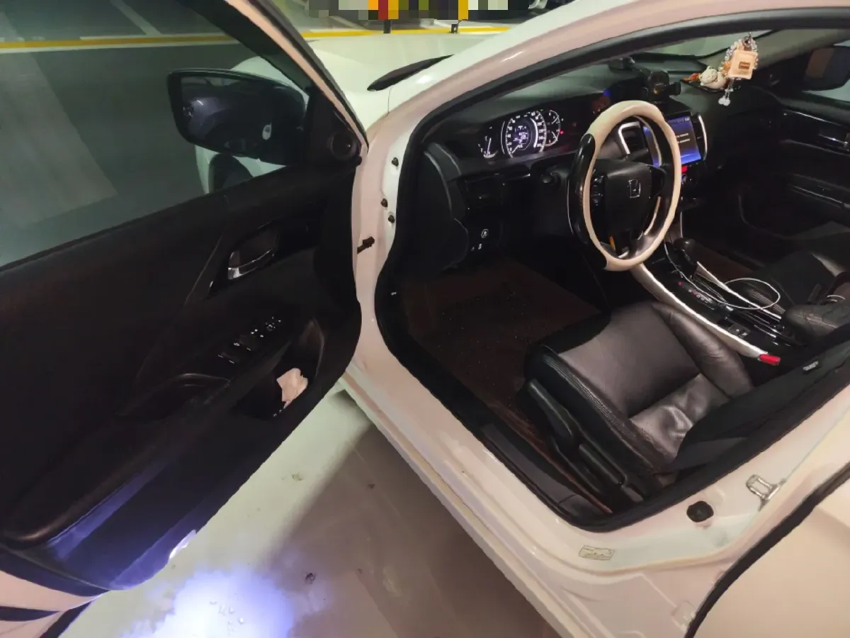 2016 Honda Accord 2.0L 155HP L4 CVT,autocango,china used car exporter,china ev exporter,chinese used car exporter,chinese used ev exporter