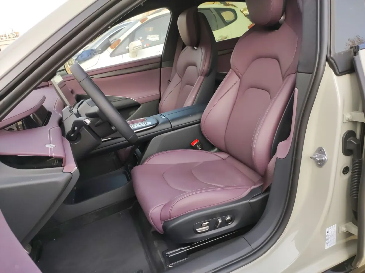 2024 MI SU7 BEV 101KWH,autocango,china used car exporter,china ev exporter,chinese used car exporter,chinese used ev exporter