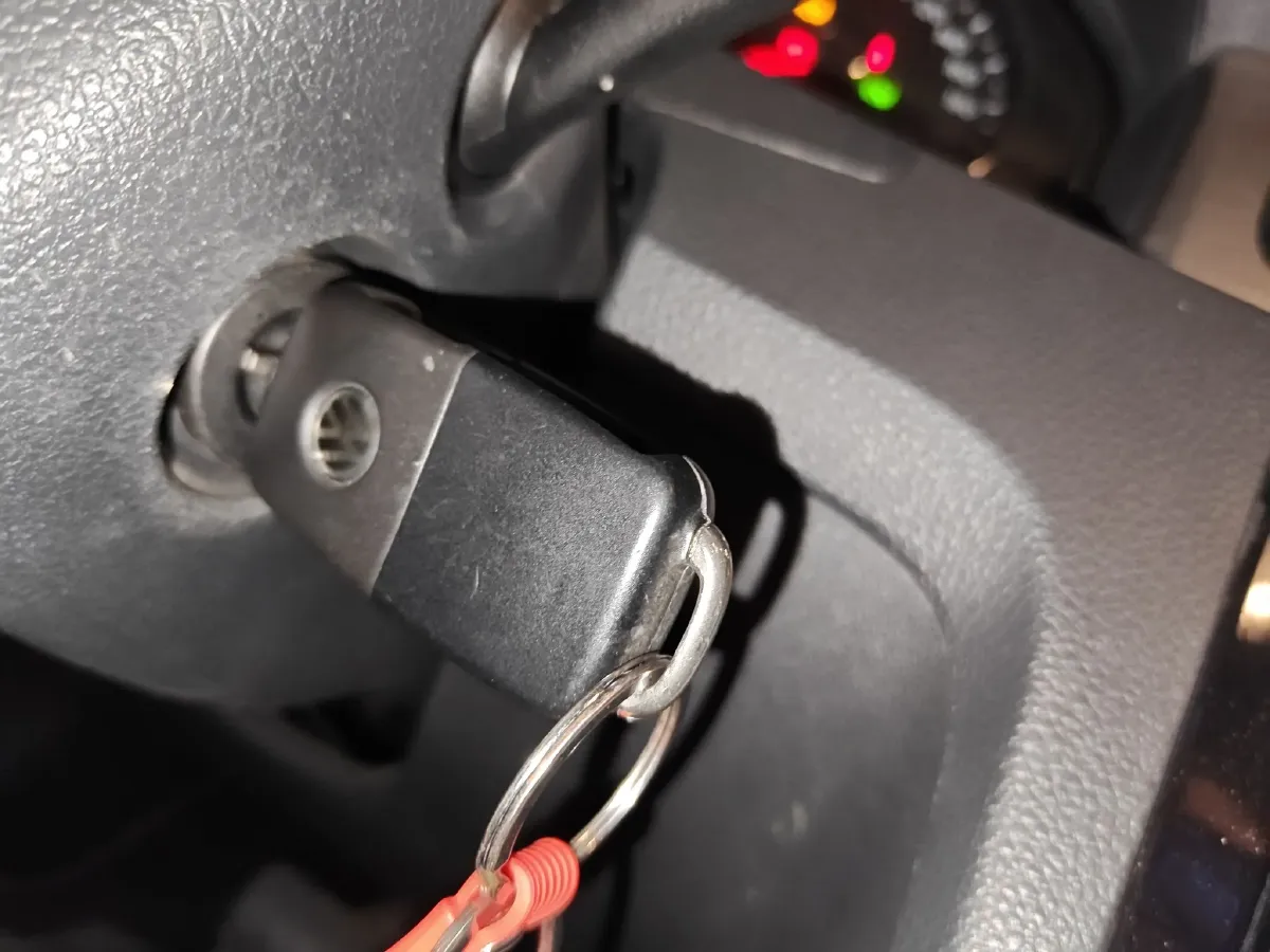 2015 Volkswagen Santana 1.6L 110HP L4 6AT,autocango,china used car exporter,china ev exporter,chinese used car exporter,chinese used ev exporter