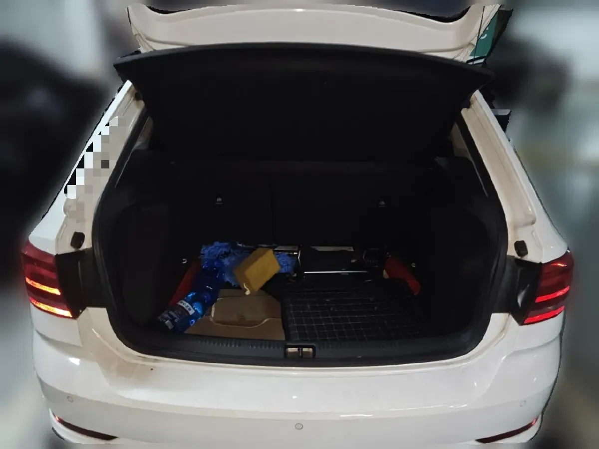 2015 Volkswagen Santana 1.6L 110HP L4 6AT,autocango,china used car exporter,china ev exporter,chinese used car exporter,chinese used ev exporter