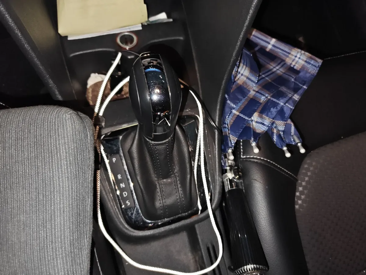 2015 Volkswagen Santana 1.6L 110HP L4 6AT,autocango,china used car exporter,china ev exporter,chinese used car exporter,chinese used ev exporter