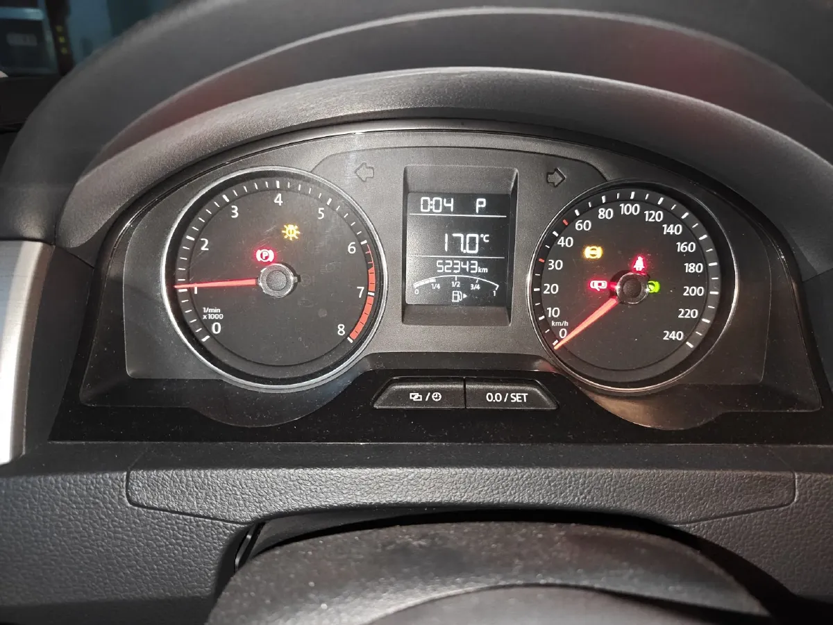 2015 Volkswagen Santana 1.6L 110HP L4 6AT,autocango,china used car exporter,china ev exporter,chinese used car exporter,chinese used ev exporter