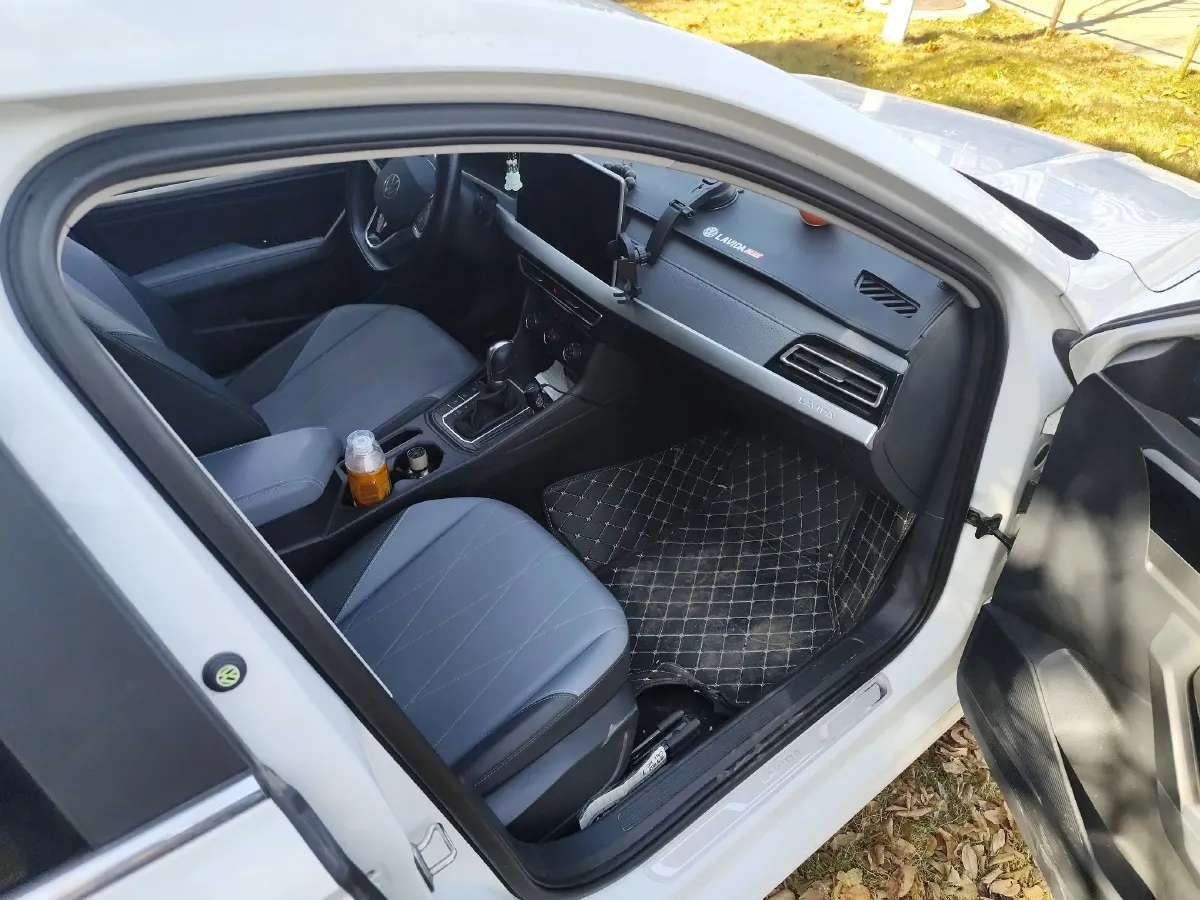 2024 Volkswagen Lavida 1.5L 110HP L4 6AT,autocango,china used car exporter,china ev exporter,chinese used car exporter,chinese used ev exporter