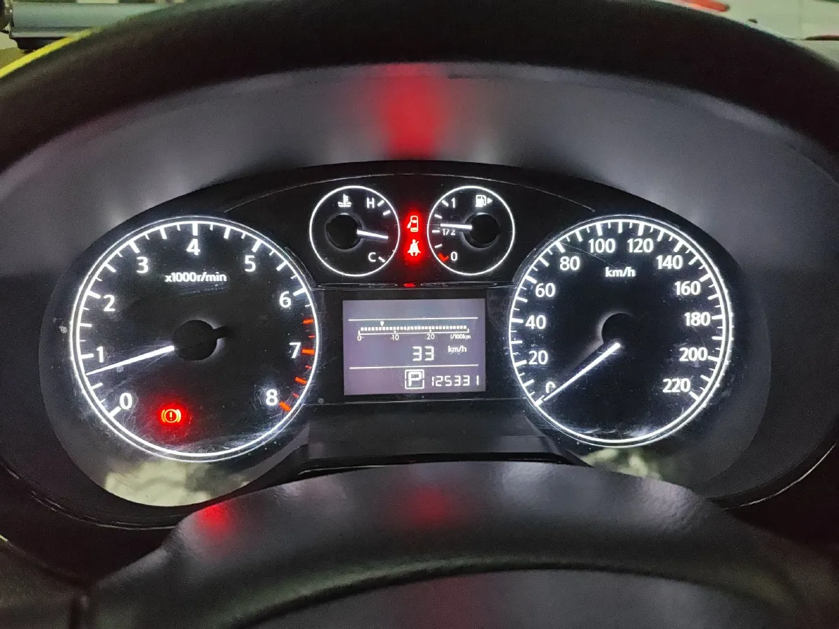 2014 Nissan Tiida 1.6L 126HP L4 CVT,autocango,china used car exporter,china ev exporter,chinese used car exporter,chinese used ev exporter