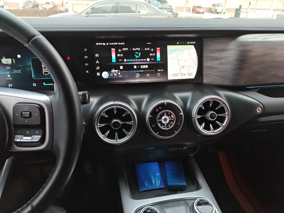 2021 Tank 300 2.0T 227HP L4 8AT,autocango,china used car exporter,china ev exporter,chinese used car exporter,chinese used ev exporter